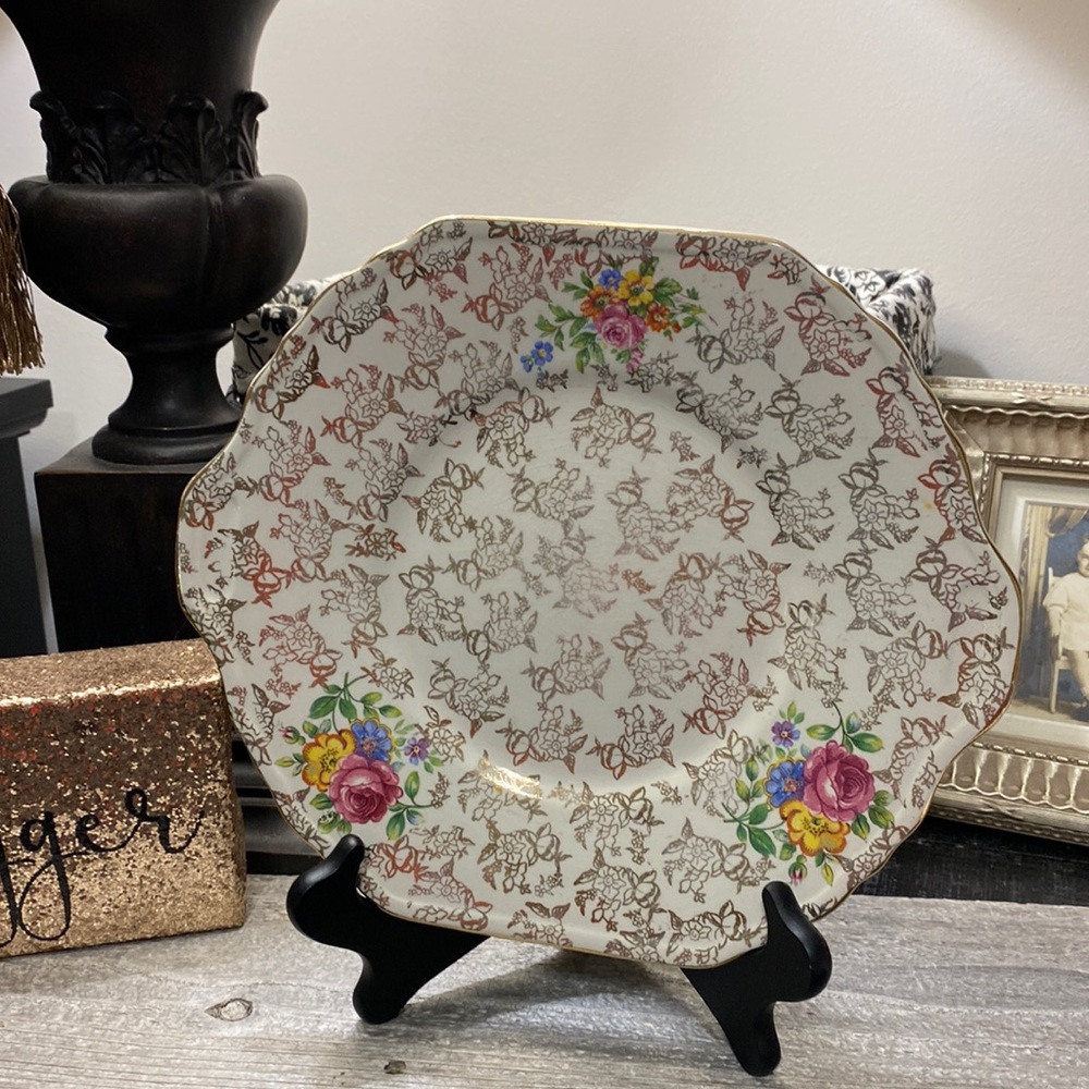 Vintage #2528 Lord Nelson Square Handled Cake Plate!